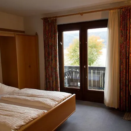Guest house Gaestehaus Haerring 3*